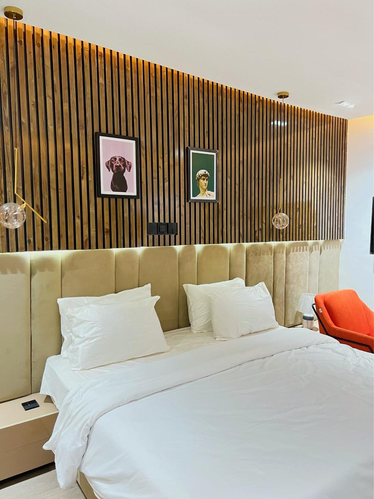 Austra Hotels And Apartments Maitama Abuja Luaran gambar