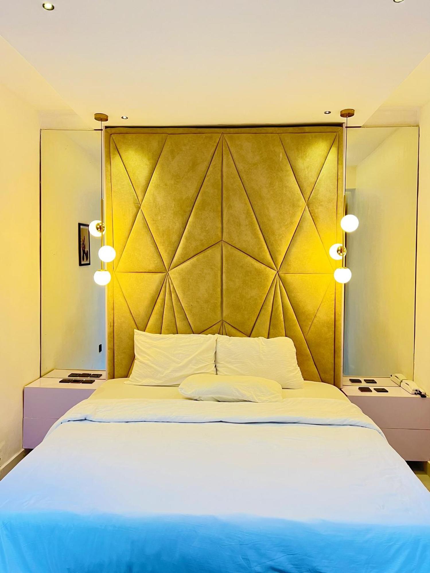 Austra Hotels And Apartments Maitama Abuja Luaran gambar