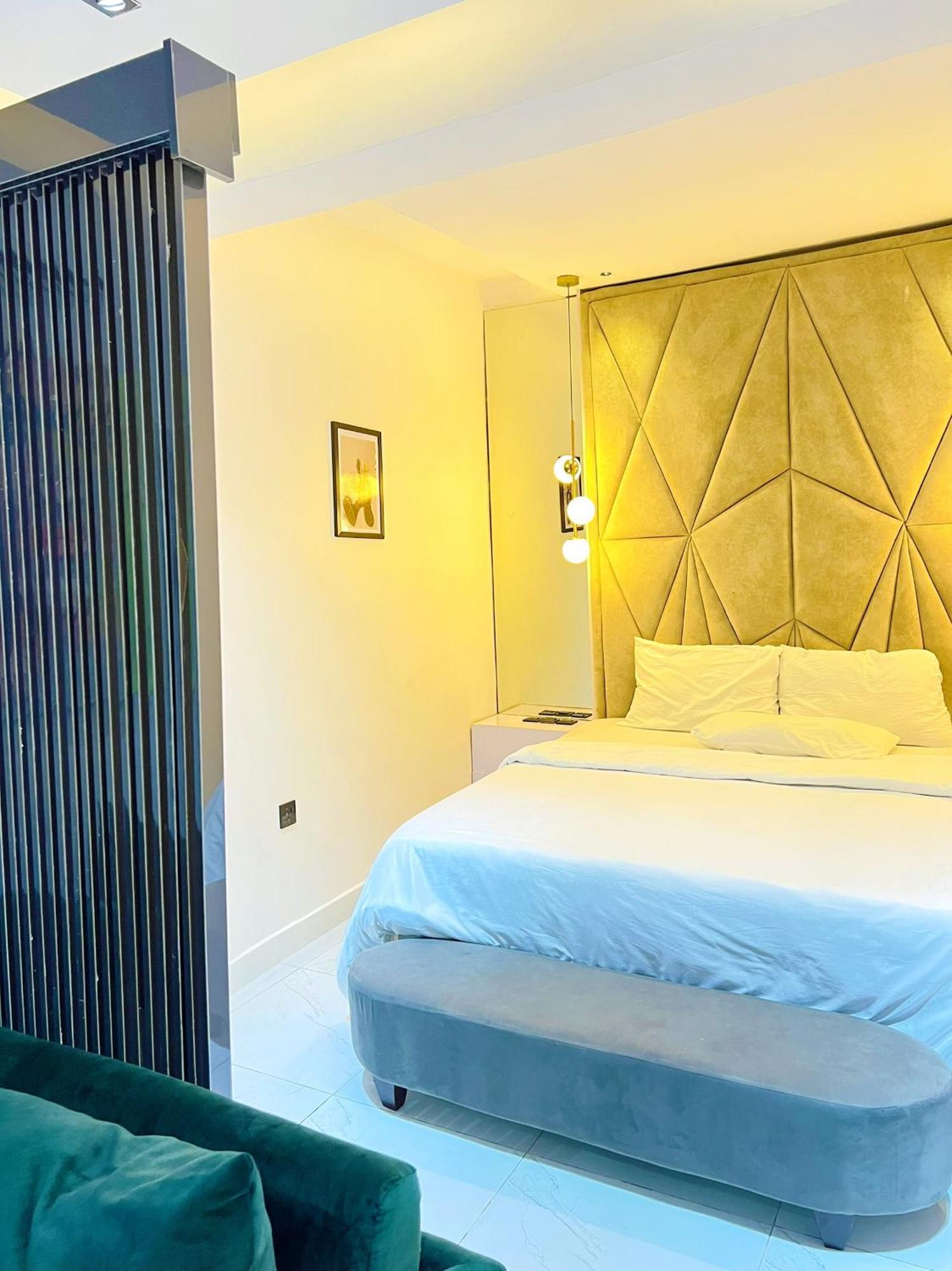 Austra Hotels And Apartments Maitama Abuja Luaran gambar
